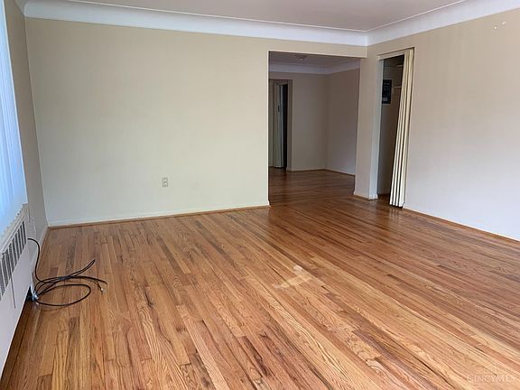 3rd image of 2511 Vera Ave