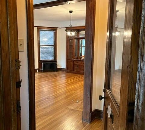 5th image of 3736 N Magnolia Ave #1