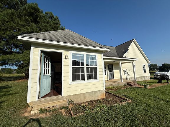 2nd image of 174 County Road 143 #F