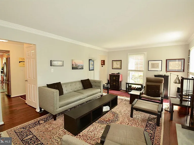 6153 Summer Park Ln — Photo 9