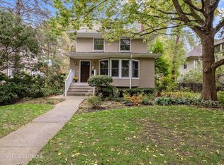 210 Broadway Ave, Wilmette, IL 60091