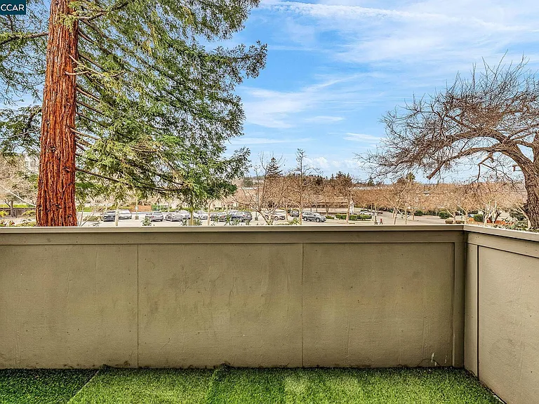 1812 Cole Ave #4 — Photo 36