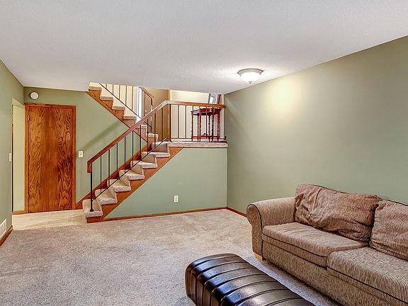4th image of 1737 Archer Ct N