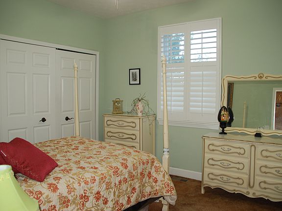 2nd image of 8036 Indian Creek Dr