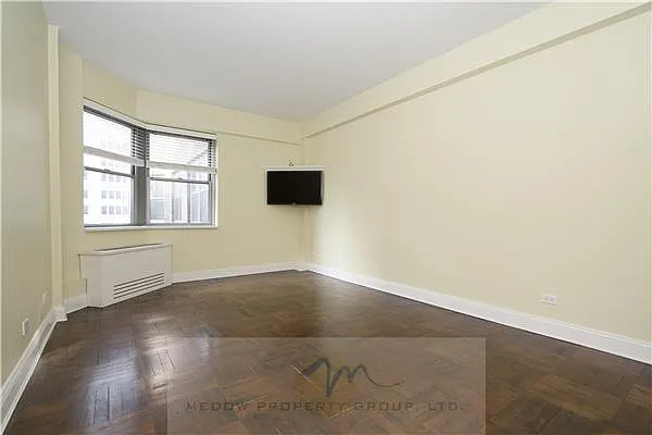 Rented by Medow Property | media 5
