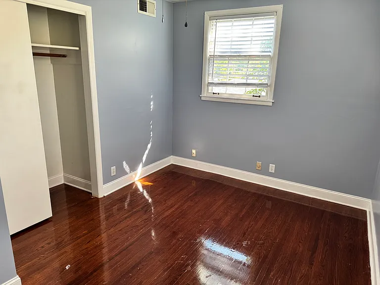 446 Capri Dr — Photo 10