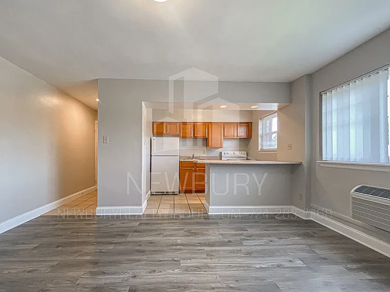 WestWood Apartments — Photo 1