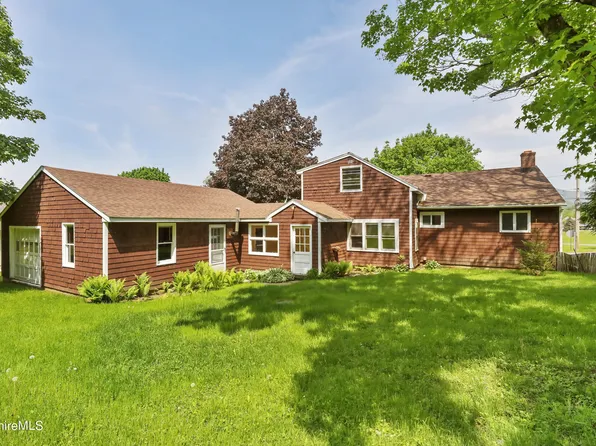 116 Wells Rd, Cheshire, MA 01225