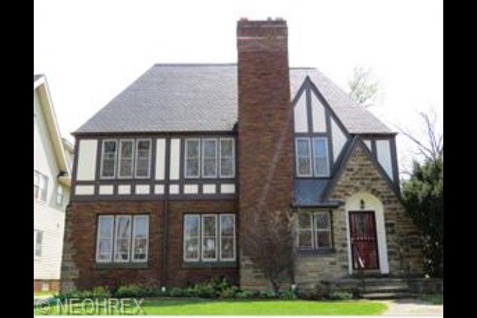 1st image of 13845 Clifton Blvd #Upstairs