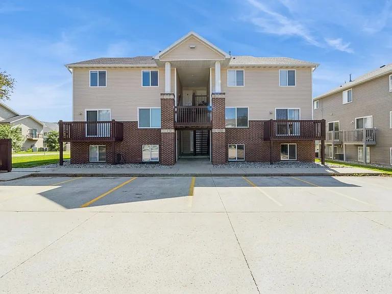 4536 Twain Cir — Photo 13