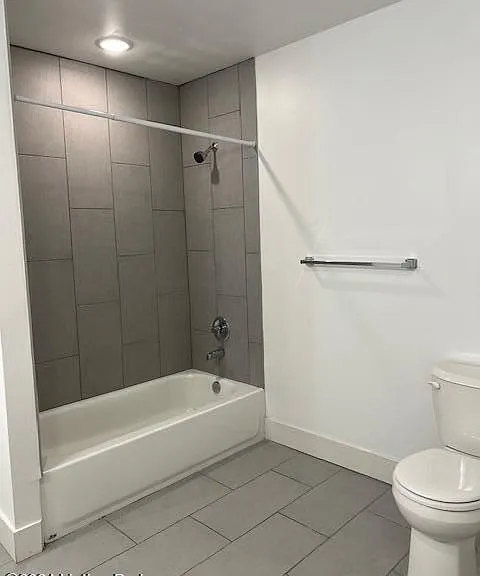 4001 Preston Hwy #6 — Photo 10