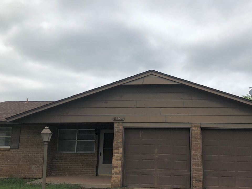 1st image of 2522 N Park Dr
