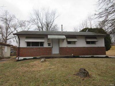 10465 Count Dr, Saint Louis, MO, 63136