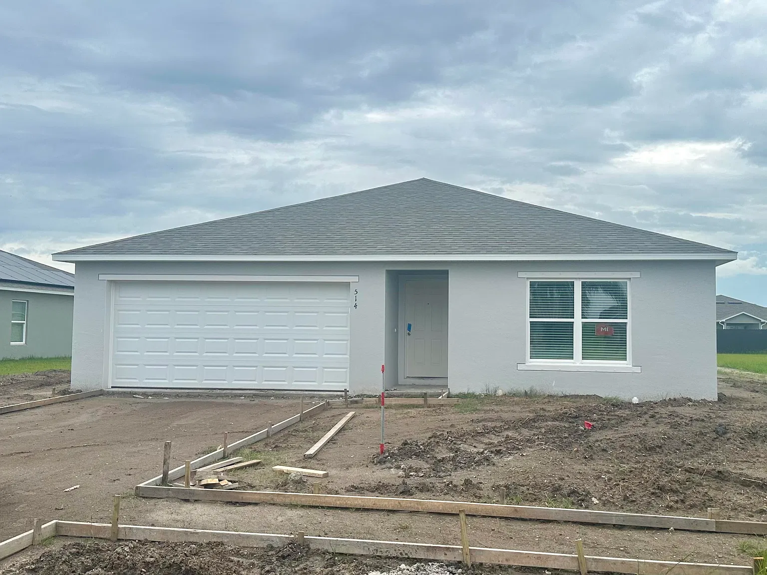 3 bed, 2.0 bath, 1200 sqft, $2,700 — Photo 2