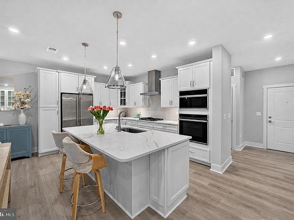 4th image of 630 Warbler Way Unit 12