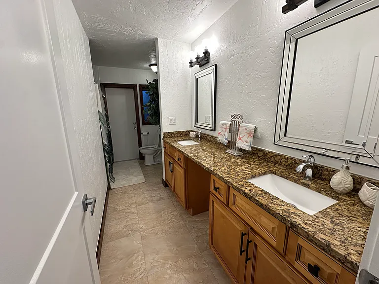 2650 Philippe Pkwy — Photo 21