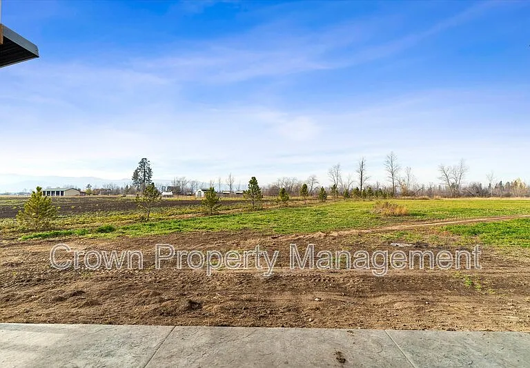 2401 Lower Valley Rd #B — Photo 31