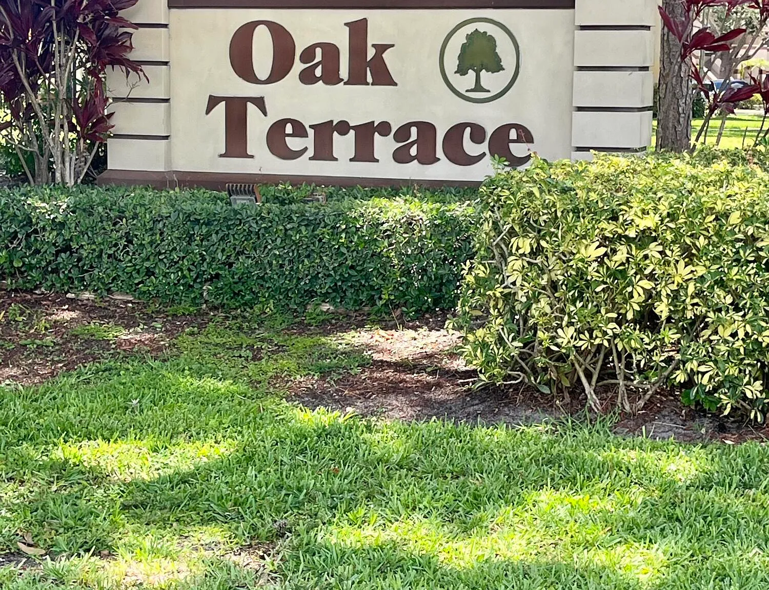 2 bed, 2.0 bath, 883 sqft, $1,950 — Photo 1
