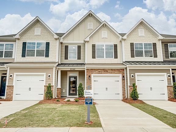 These photos are representative of this floor plan, but all options may not be available in every co