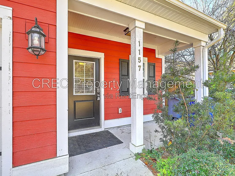 1157 Leary St — Photo 29