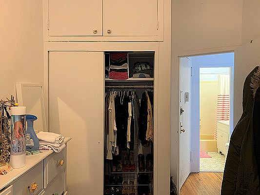 3rd image of 22 W 85th St APT 4B