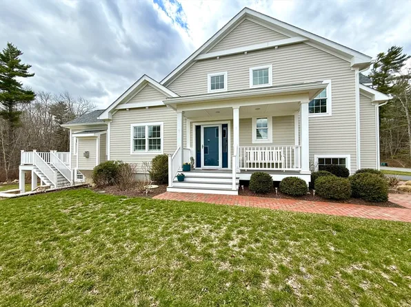 20 Split Rock Ln #20, Mattapoisett, MA 02739