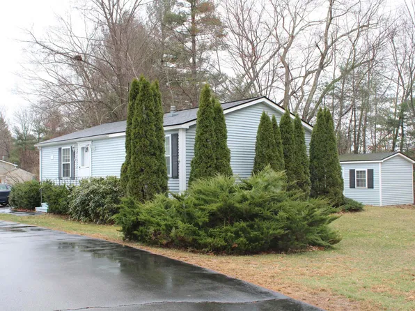 22 Krystal Drive, Hudson, NH 03051
