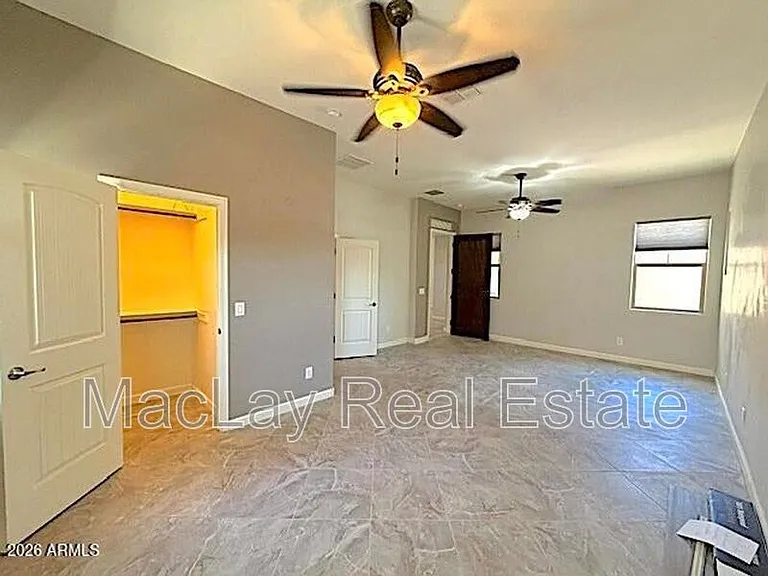 1142 E Bajor St — Photo 25