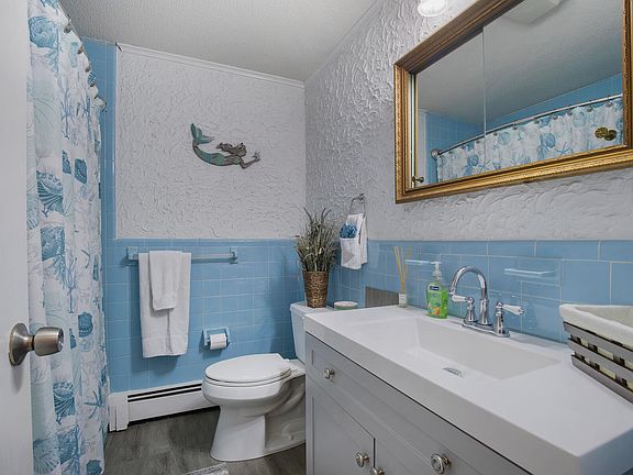 5th image of 12 Candlewood Lane APT 2-3