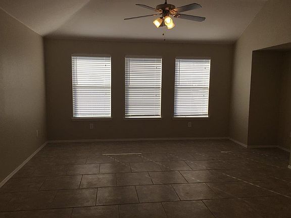 2nd image of 215 Laramie Ln