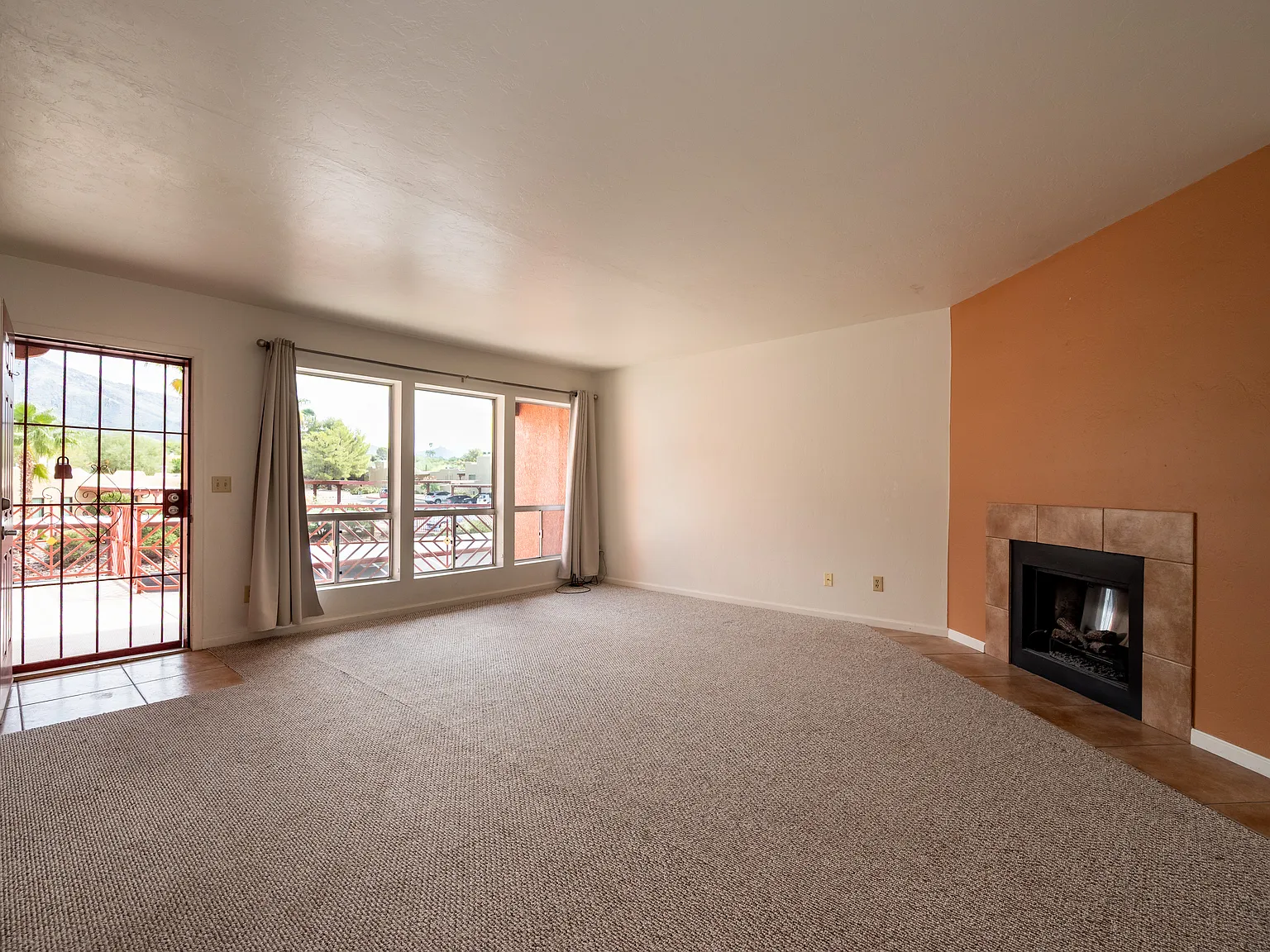 2 bed, 969 sqft, $1,475 — Photo 4