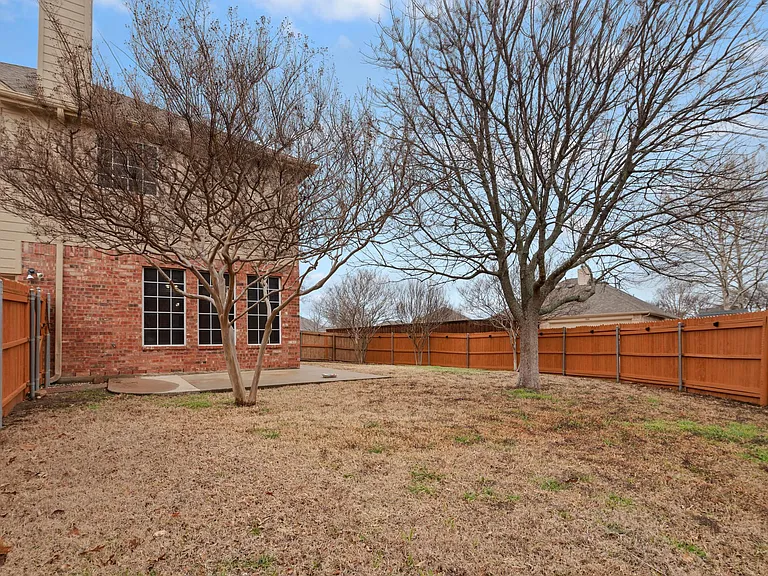 316 Leameadow Dr — Photo 37