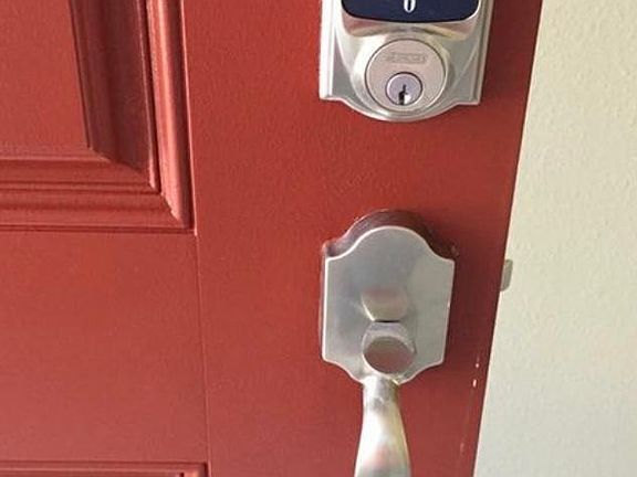 4th image of 16067 Blossom Lake Dr