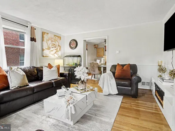 8528 Water Oak Rd, Parkville, MD 21234