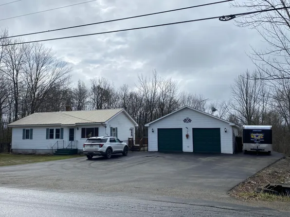 621 Lang Hill Road, Palmyra, ME 04965