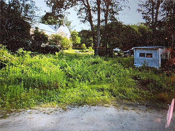 2nd image of 10 Mail Rd