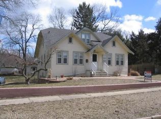 52 Eldredge St, Battle Creek, MI 49037