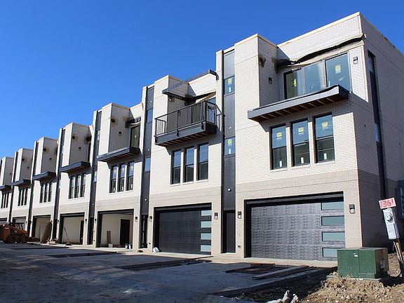 2nd image of 1353 Keosauqua Way