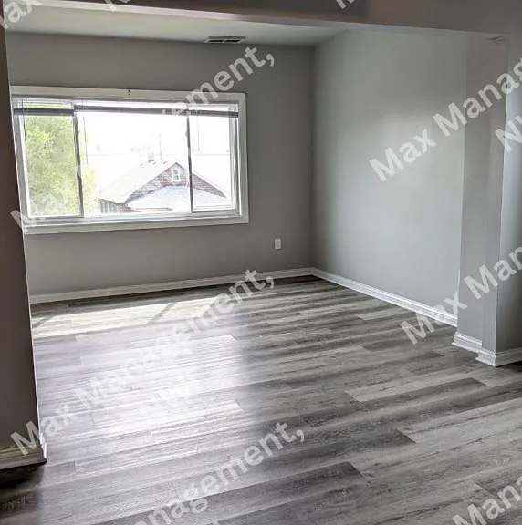 3802 Fir St #2S — Photo 2