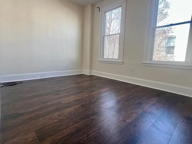 2165 W Grange Ave — Photo 16