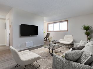 560 Robert St E #109, Swift Current, SK S9H2A7