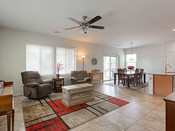 3rd image of 1089 E Madera Grove Ln