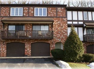 207 Thornberry Dr, Mcknight, PA 15237