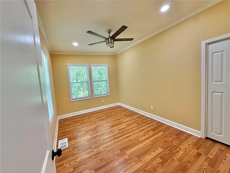 2194 Bolton Rd NW — Photo 25