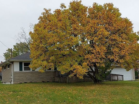 3rd image of 3556 Jerrold Blvd
