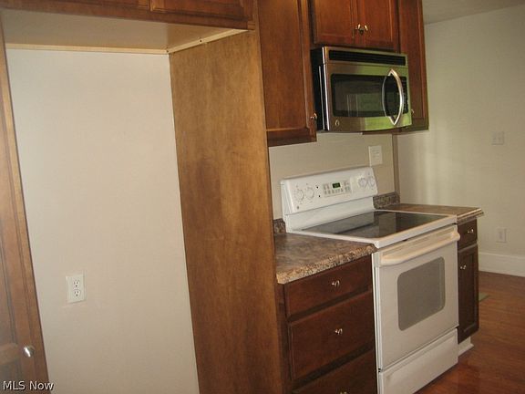 5th image of 2971 Connotton Ave