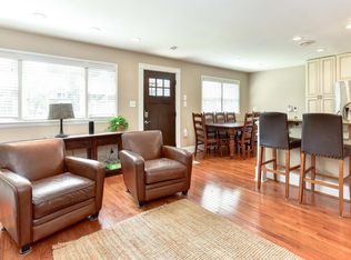 512 Greenwich St, Falls Church, VA 22046