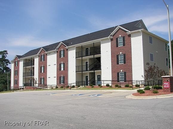 1st image of 1527 Drakestone Ct Unit 4