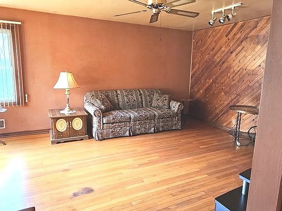 3rd image of 8812 S 50th Ave
