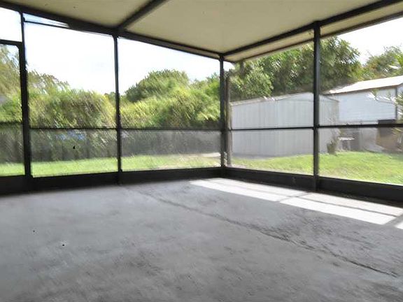 5th image of 14095 NW 5th Pl